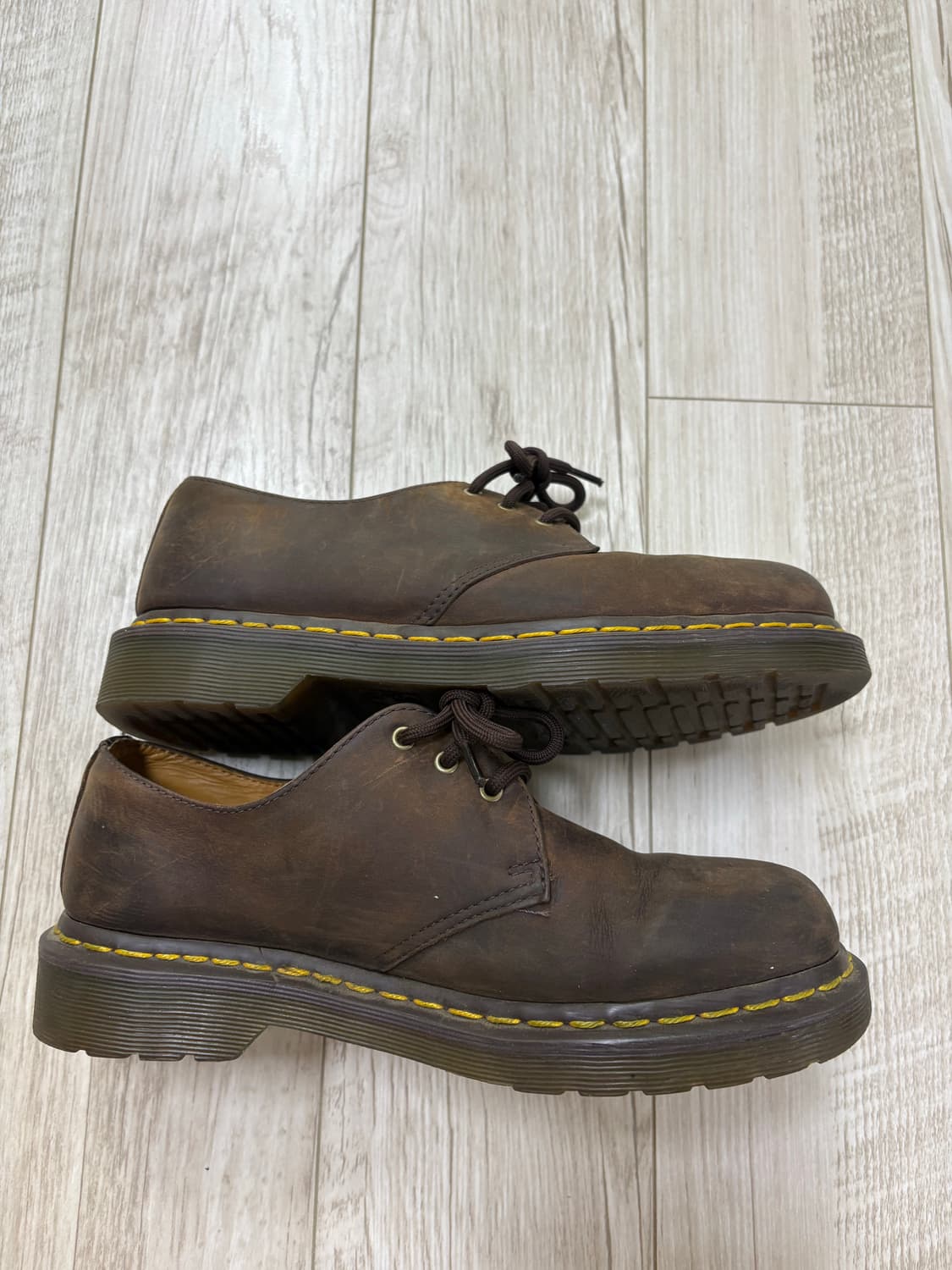 닥터마틴 1461 3홀 크레이지홀스 240 상품이미지3