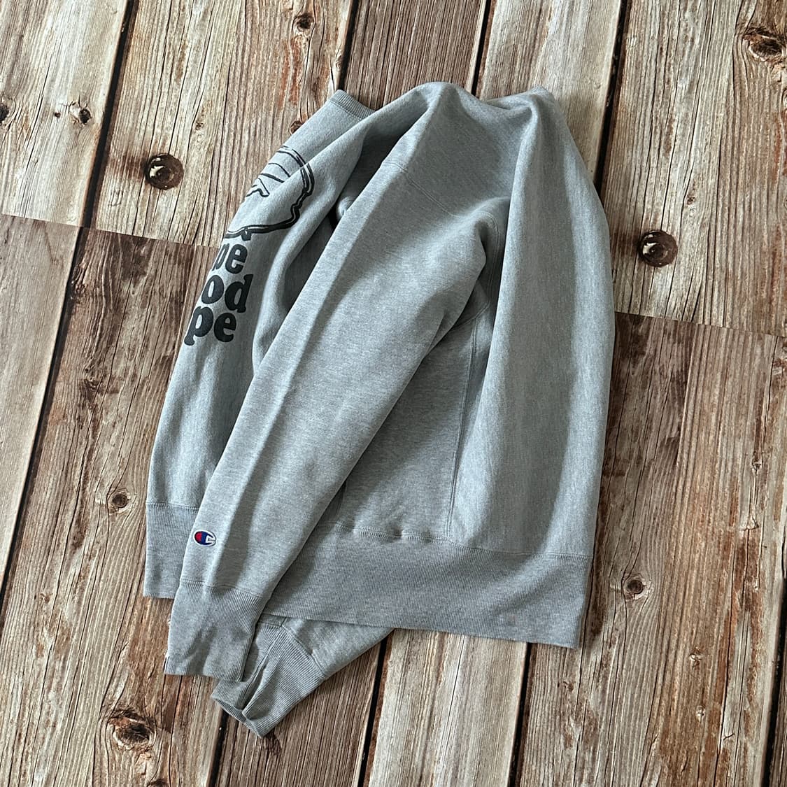 베이프 챔피온 리버스위브 크루넥 프린팅 스웻셔츠 그레이 색상 M 사이즈 상품이미지3