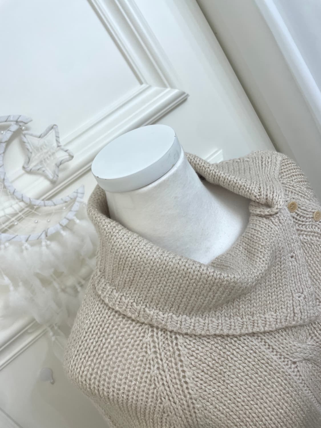 beige ivory glitter diagonal turtle-neck 상품이미지7