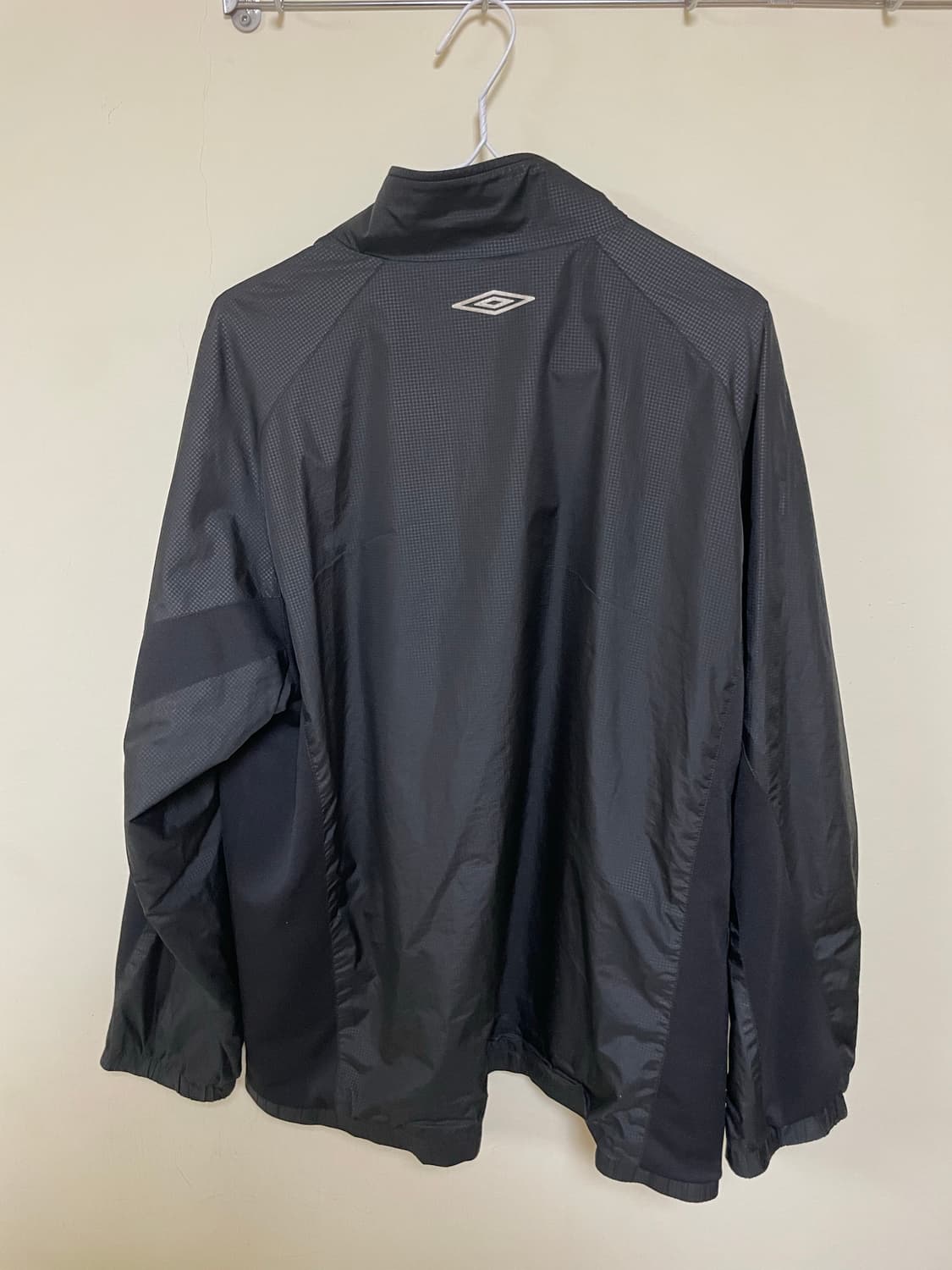 엄브로 바람막이 상품이미지5