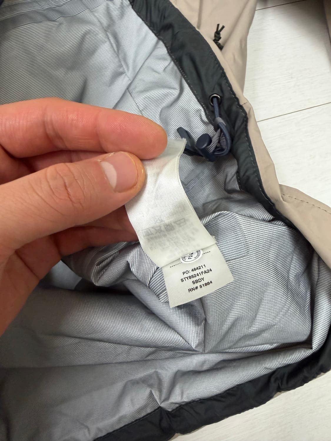 파타고니아 토렌쉘 3L 씨버드 그레이 자켓 L 사이즈  상태감 8.5/1 상품이미지5