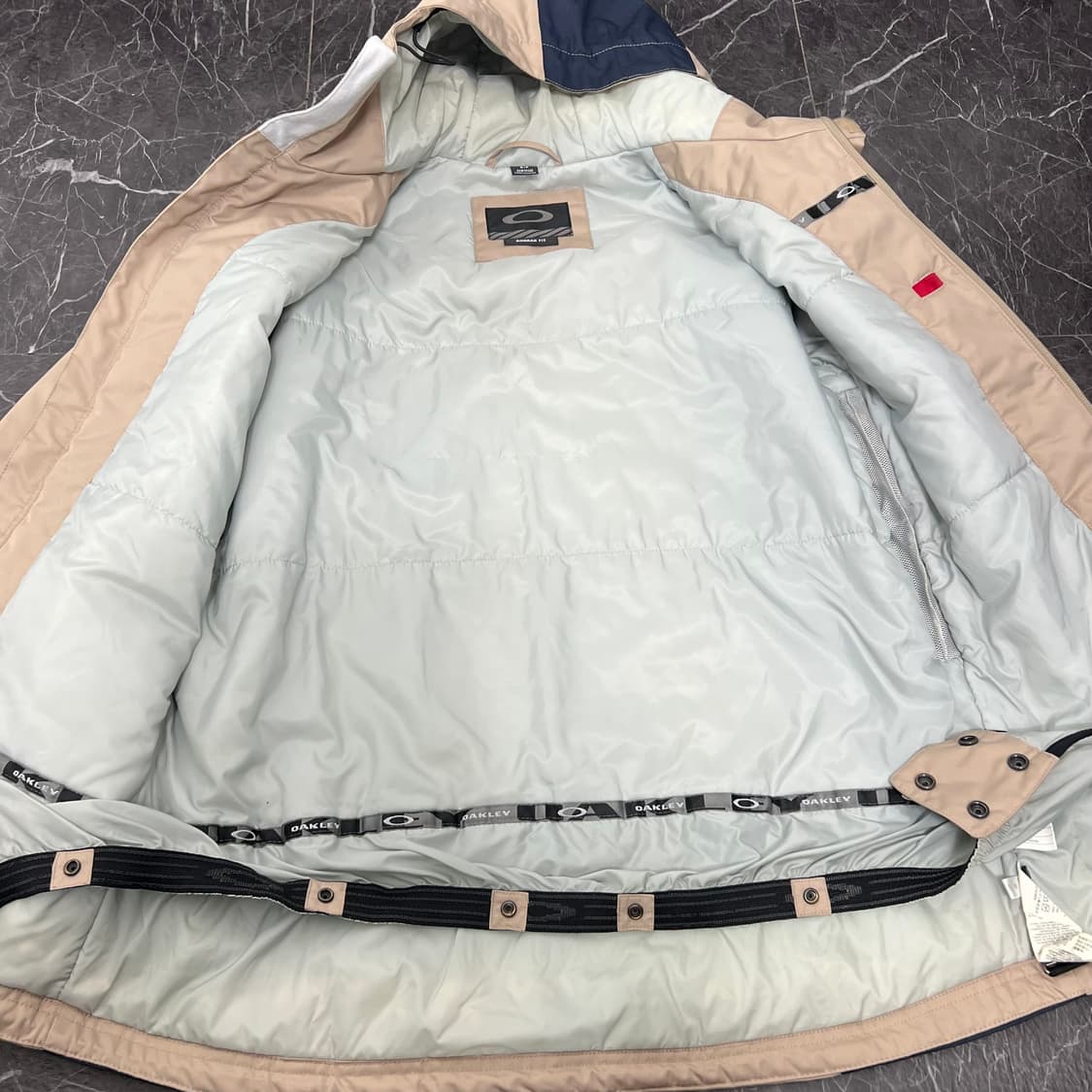 오클리 아이콘 로고 인슐레이티드 스노우 자켓 상품이미지6