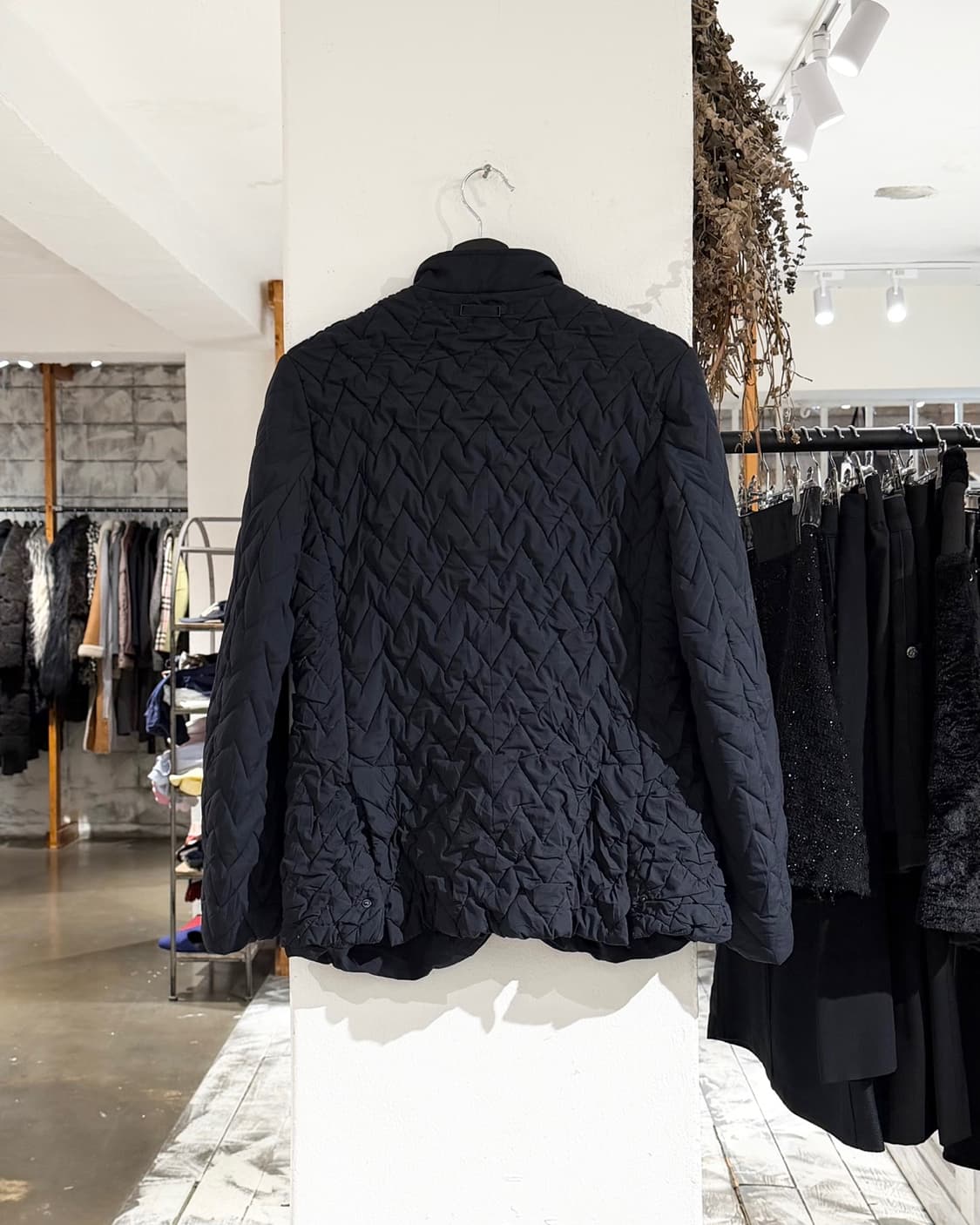 엠포리오 아르마니 네이비 패디드 퀄팅 버튼 자켓 상품이미지6