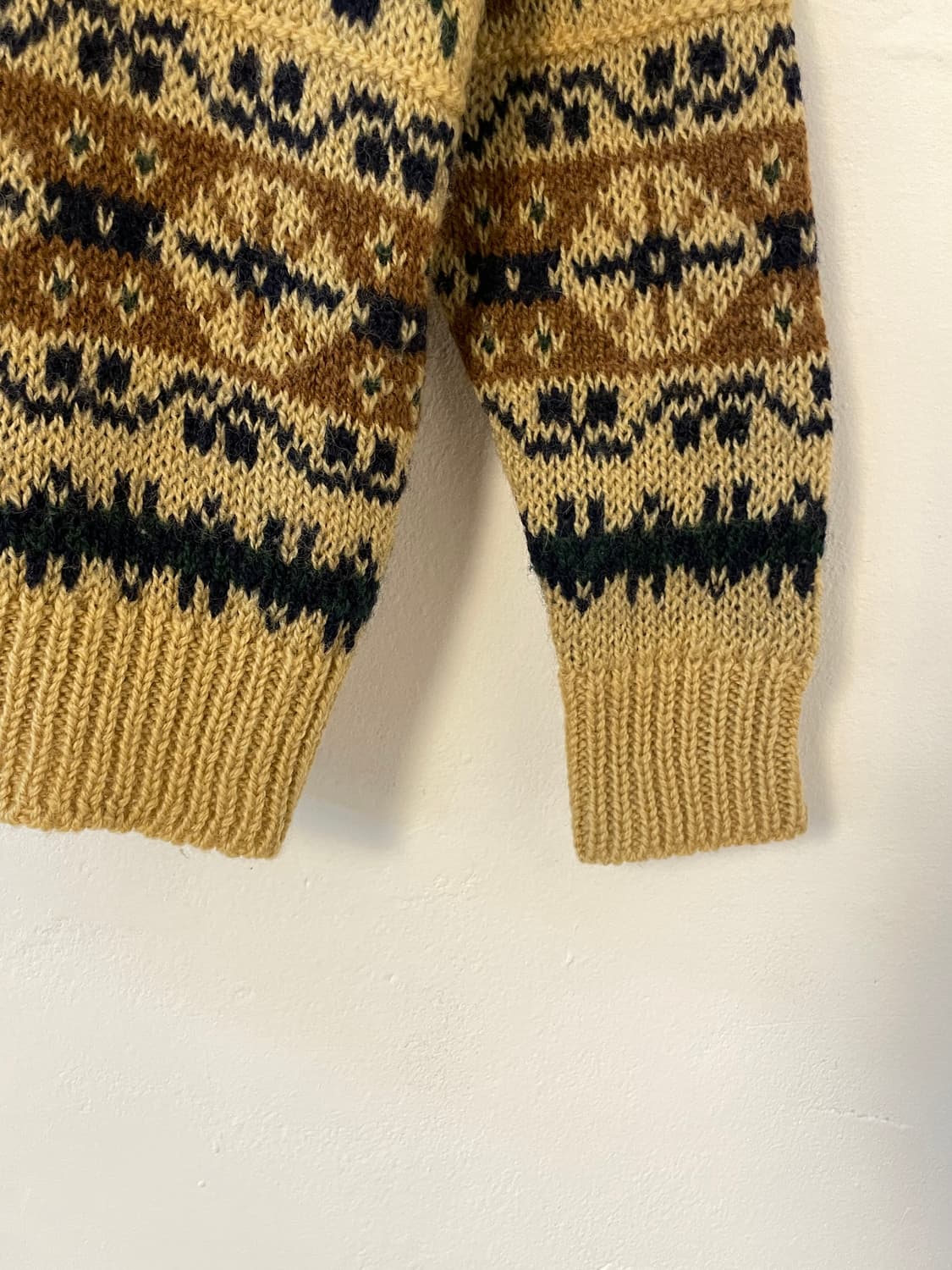 윌리엄로키 울 스웨터  상품이미지9