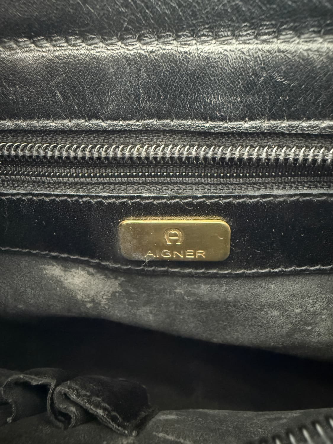 아이그너(AIGNER) 레더 숄더백 상품이미지10