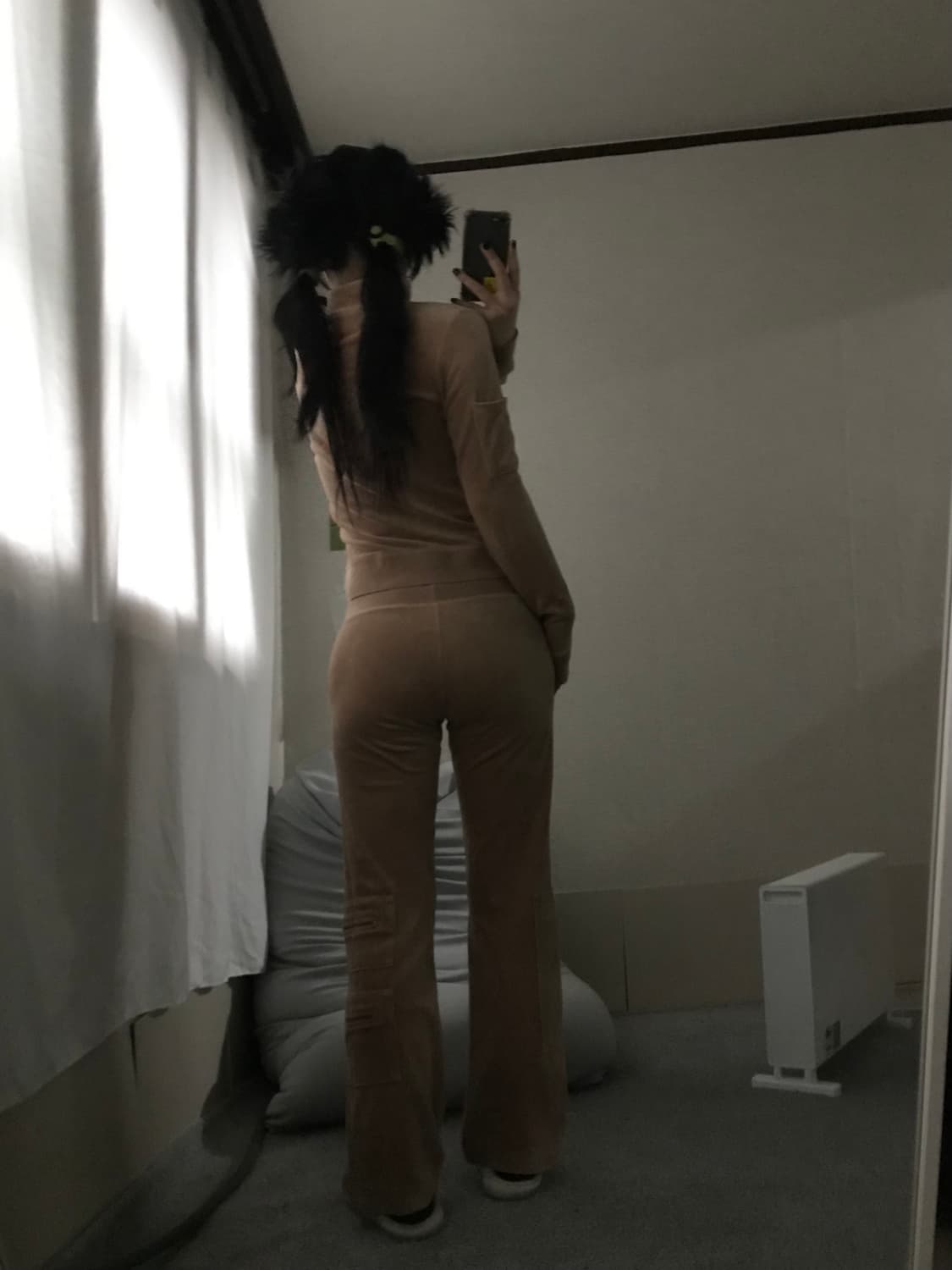 쥬씨꾸뛰르 베이지 벨벳 부츠컷 셋업 상품이미지7