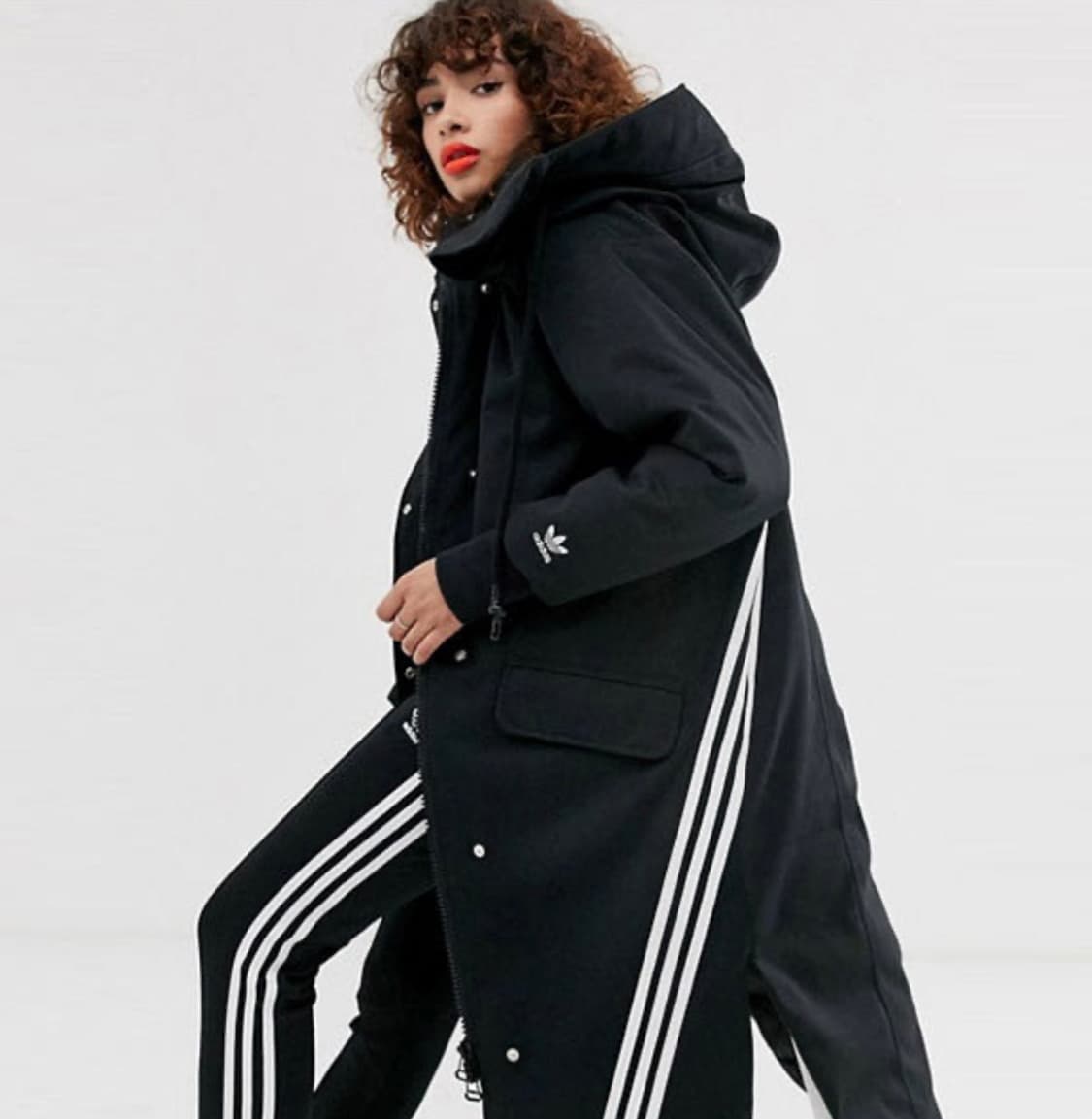 패셔너블한 아디다스 야상형 롱패딩 여성 라지이지만 프리사이즈 상품이미지2