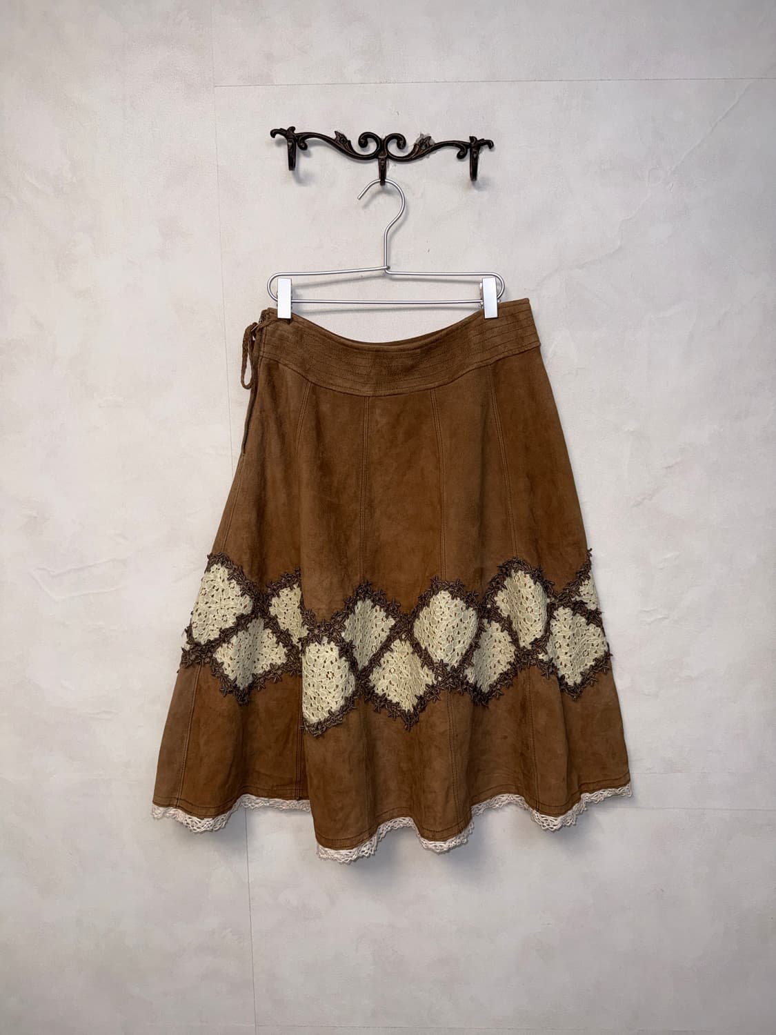 Brown lamb skin suede crochet skirt 상품이미지3
