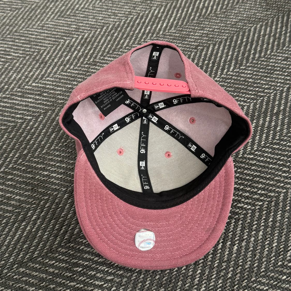 뉴에라 9FIFTY 양키스 핑크 스냅백 (m,l) 상품이미지3