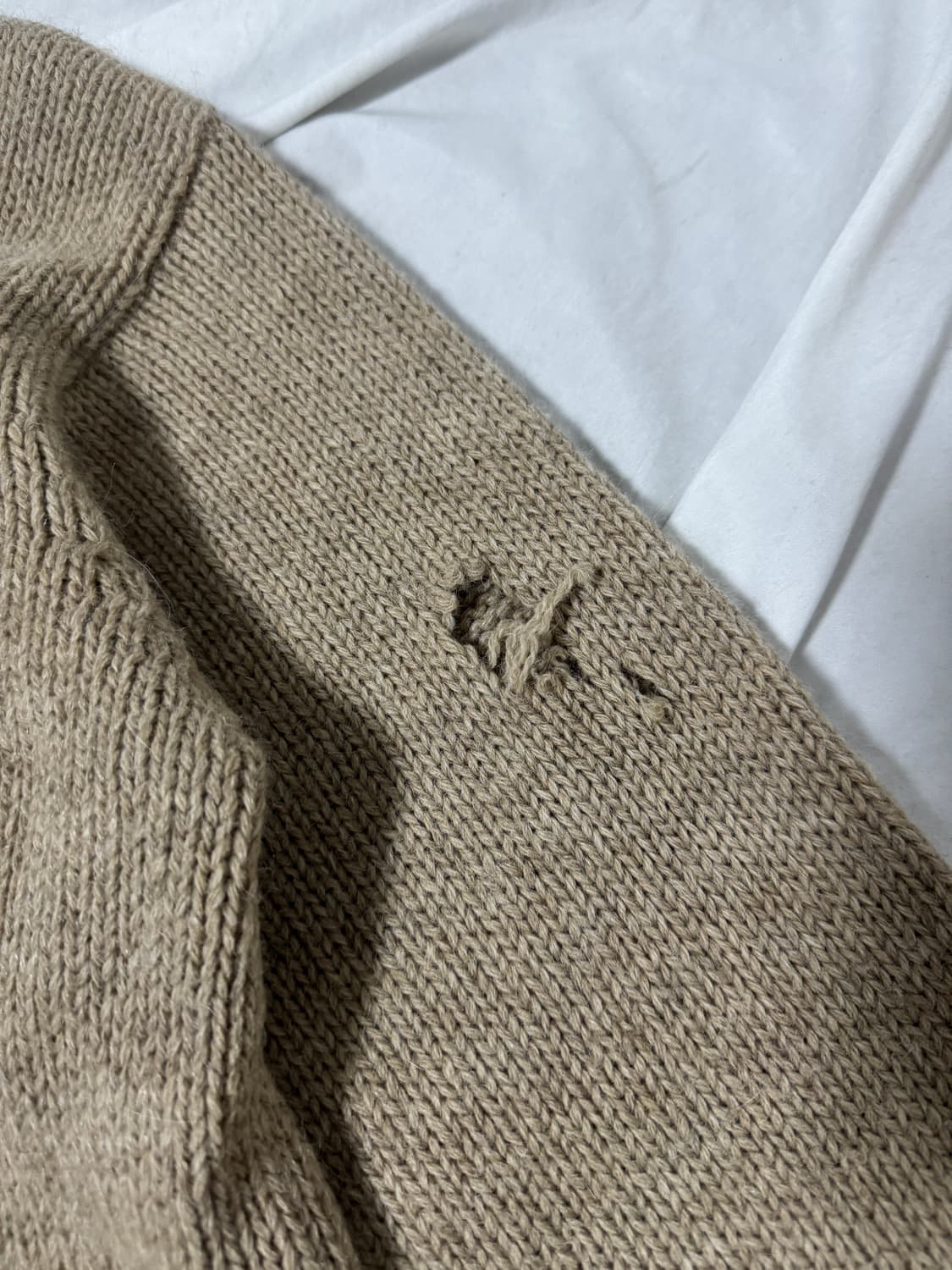 이세이미야케 하이 스포르팅 기어 자수 니트 상품이미지5