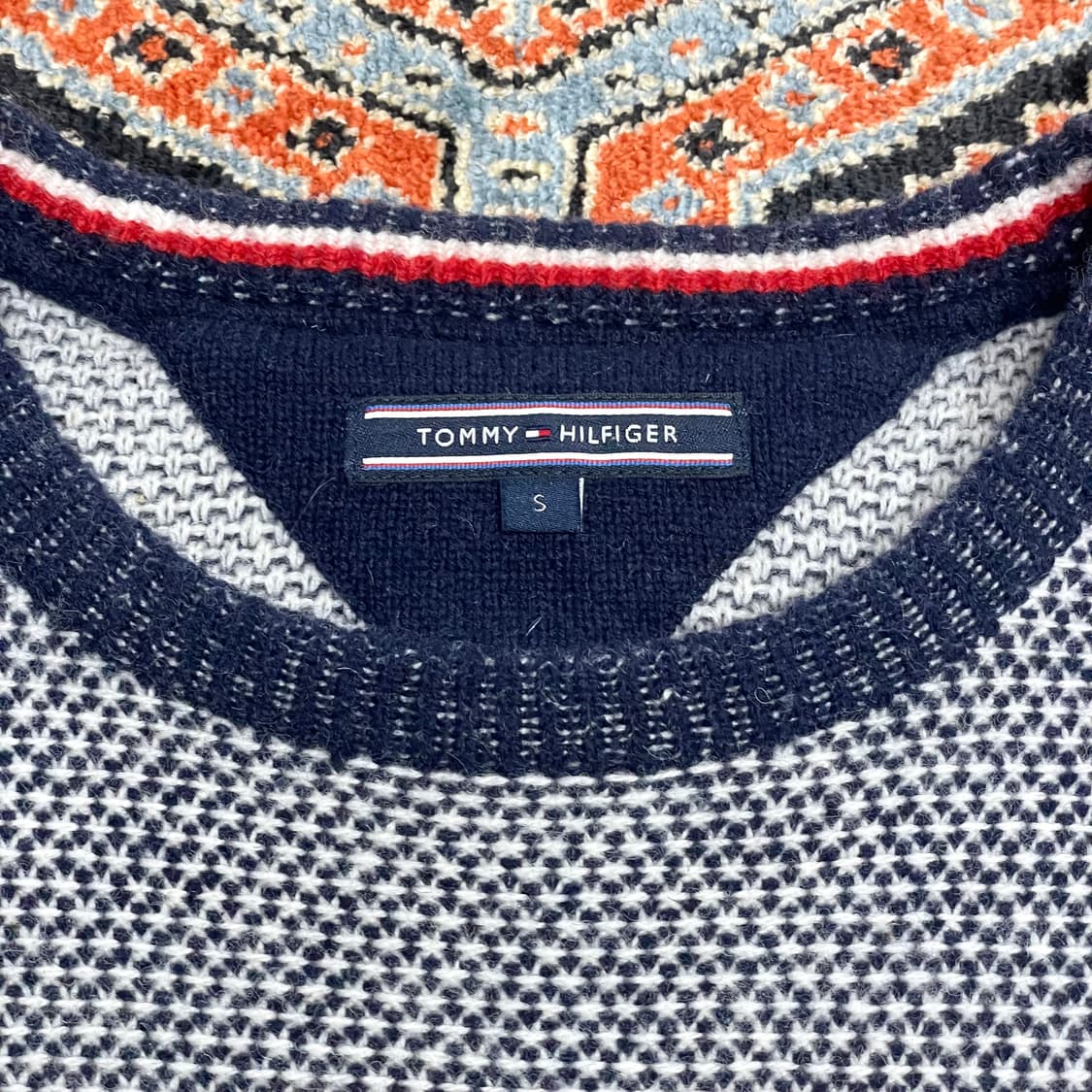 타미힐피거 네이비 스트라이프 패턴 울니트 남성S 상품이미지3