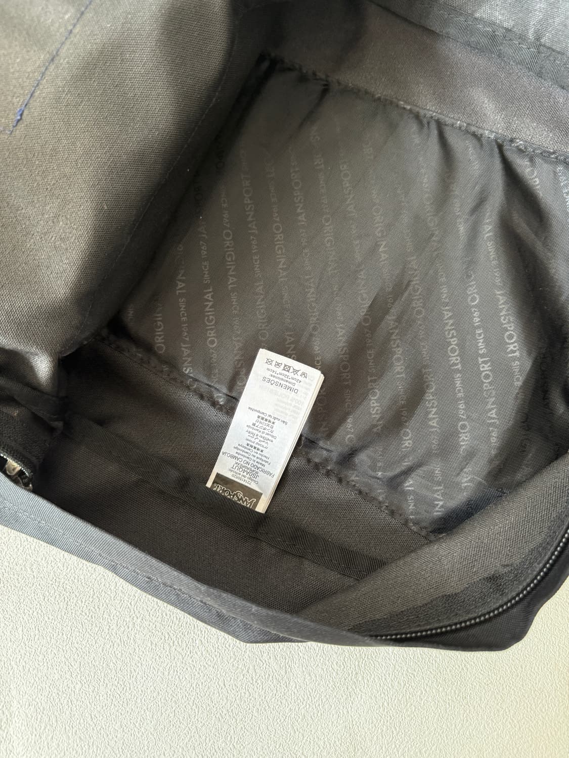 잔스포츠(JANSPORT) 백팩 상품이미지5