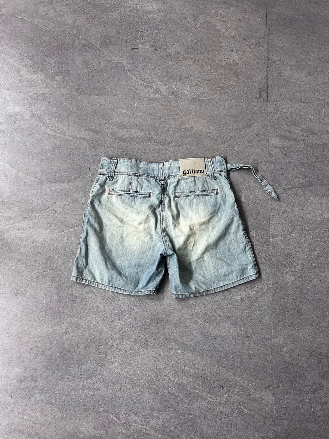 존 갈리아노 스트랩 데님 쇼츠 상품이미지5