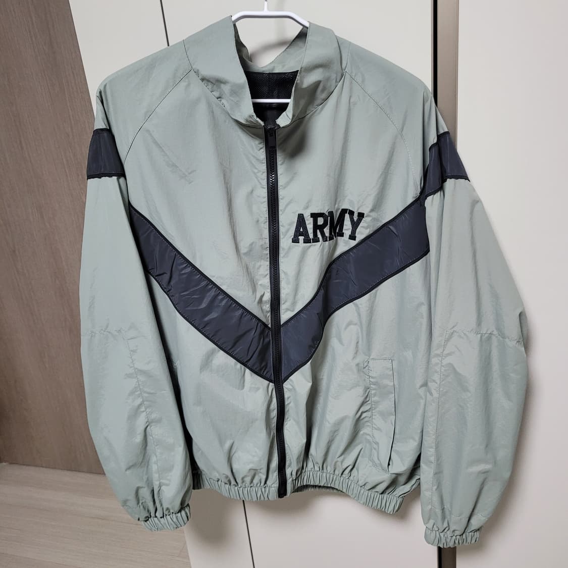 FANWEICHI 미군 ARMY 바람막이 상품이미지1