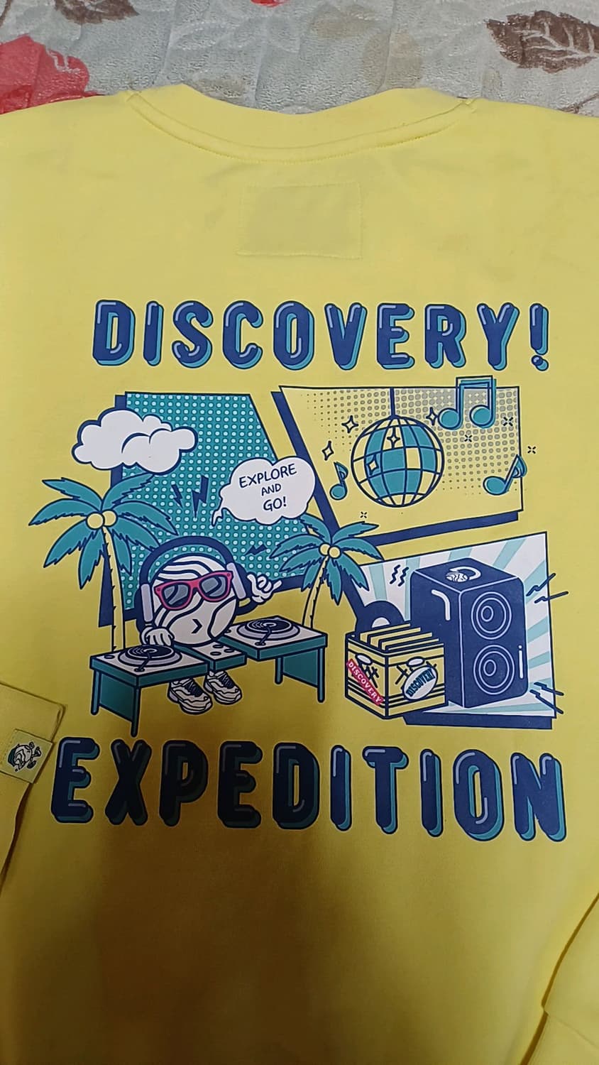 디스커버리 맨투맨 실측105 여성99 가슴58 기장66 상품이미지5