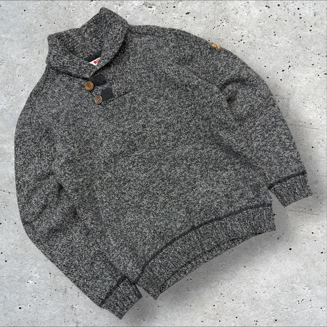 [S] 피엘라벤 Fjallraven 라다 그레이 니트 스웨터 D74 상품이미지1