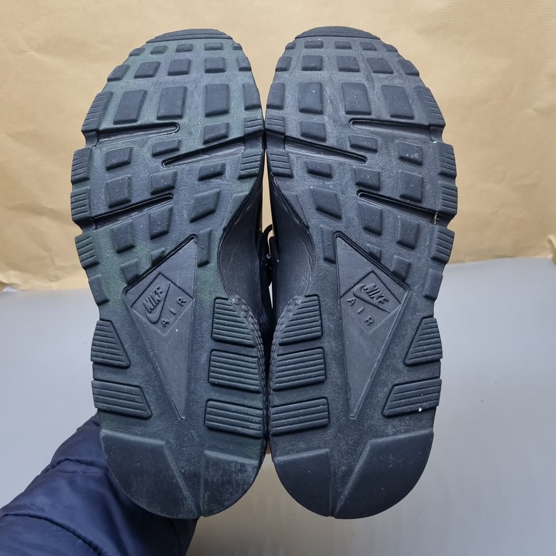 나이키 에어허라취 여성운동화 실사이즈235 상품이미지3