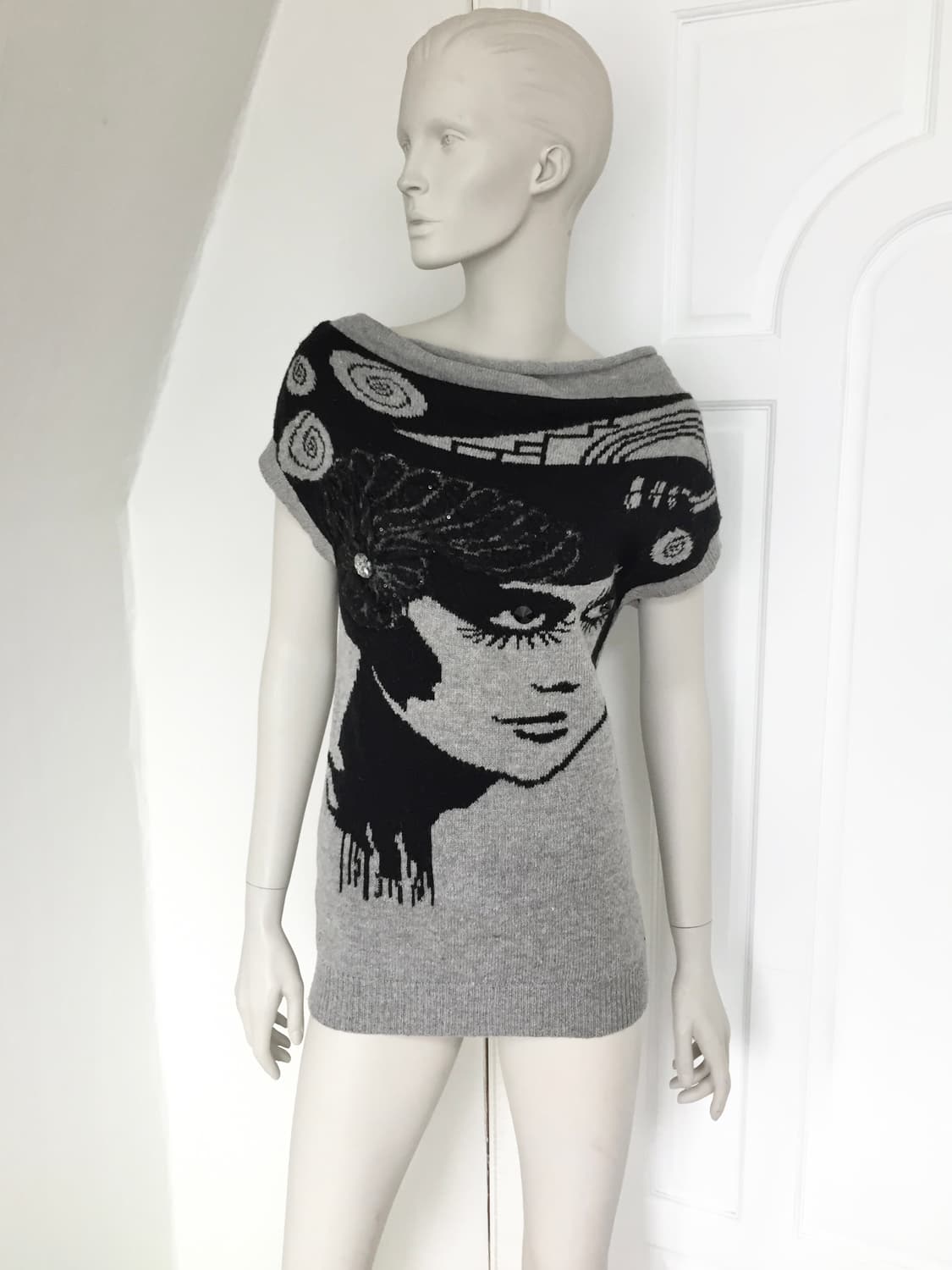 Women’s Grey Cubic Point Knit Top 상품이미지1