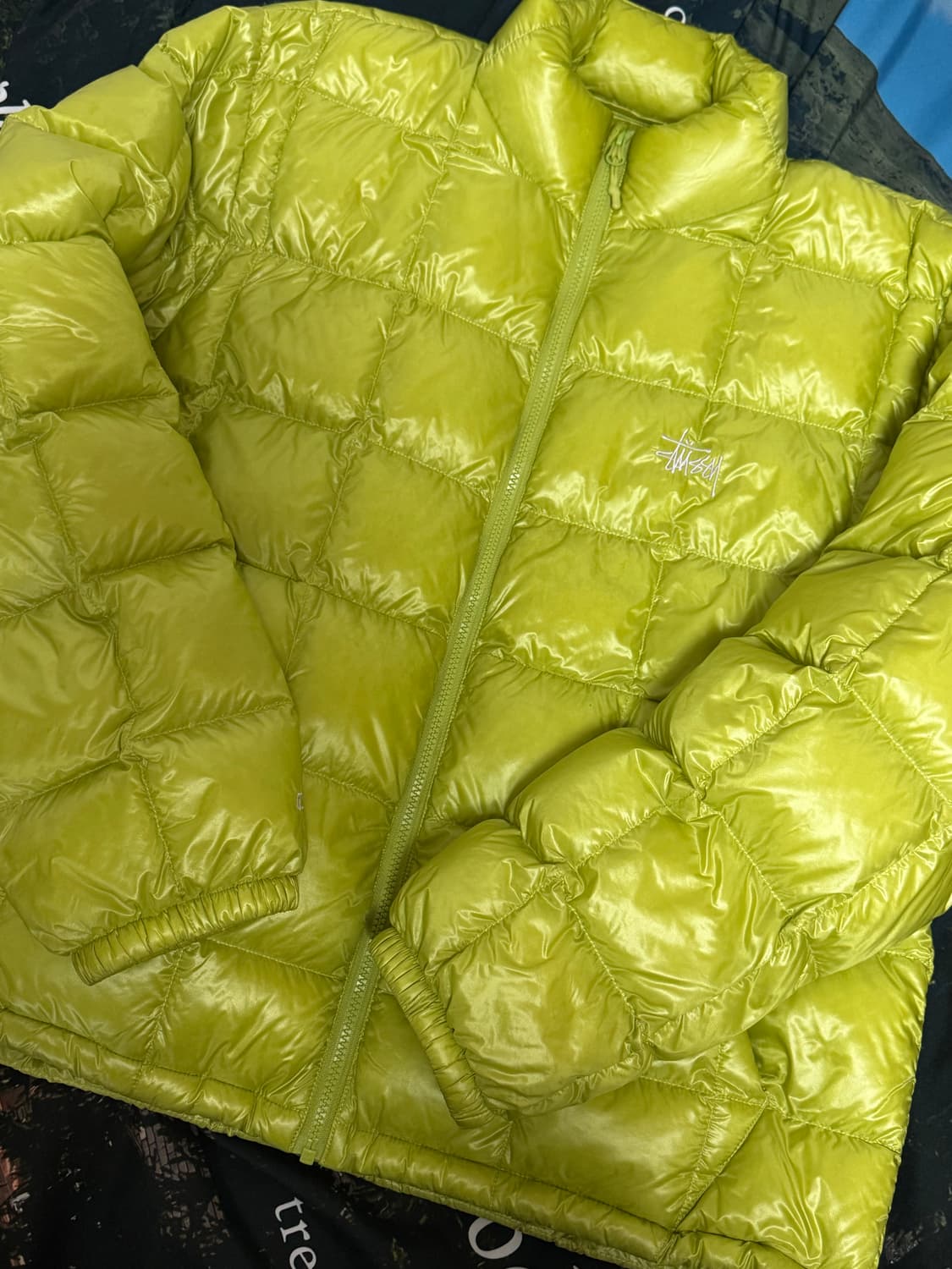 [L] 스투시 미드웨이트 푸퍼 패딩 라임 상품이미지1