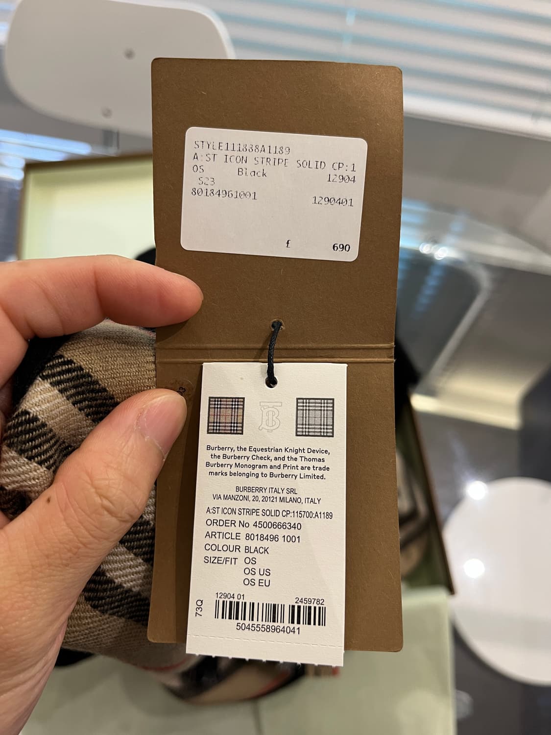 버버리 체크 울 리버시블 케이프 블랙(새제품) 상품이미지7