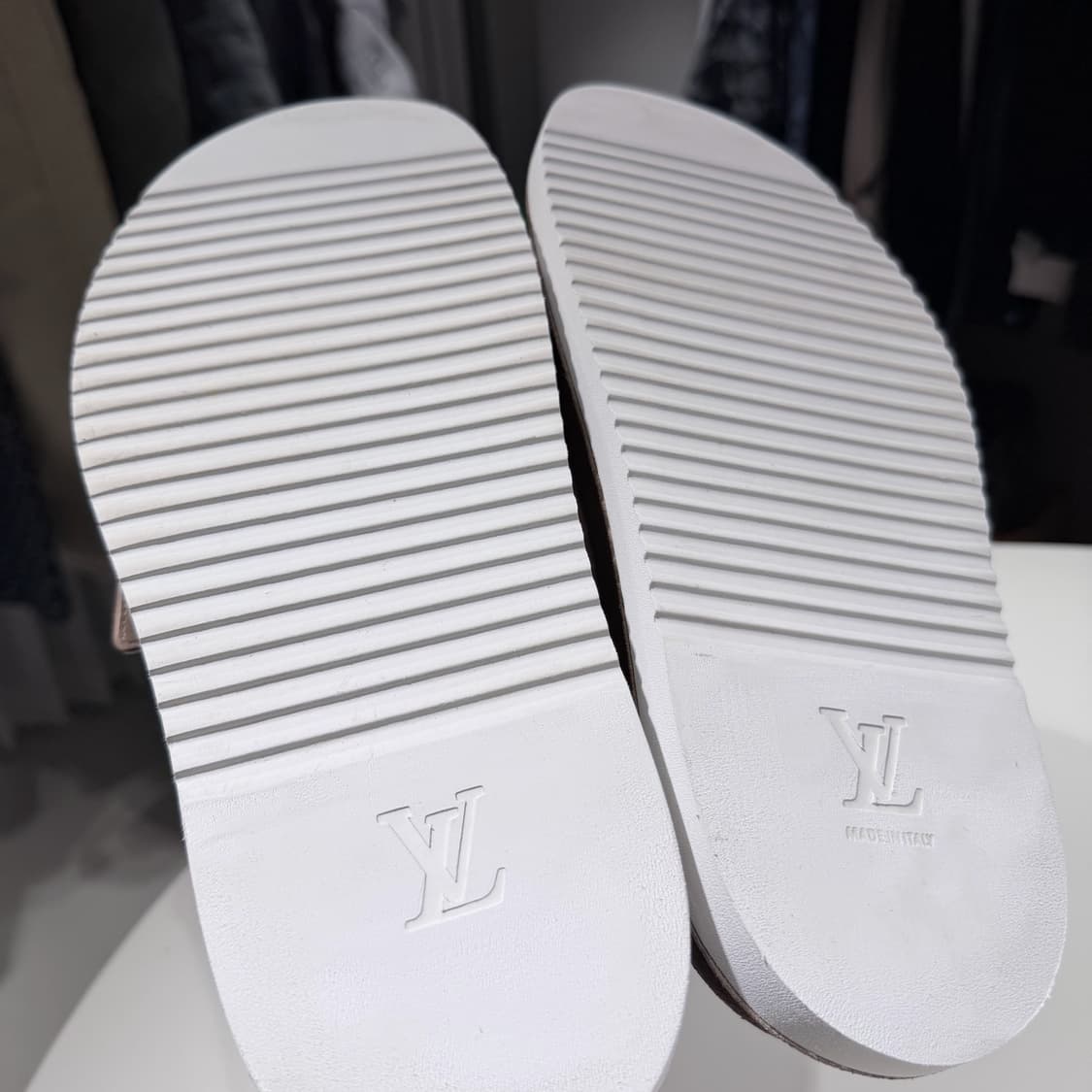 (A+급/9) / 루이비통 LV 이지 뮬 샌들 슬리퍼 상품이미지7