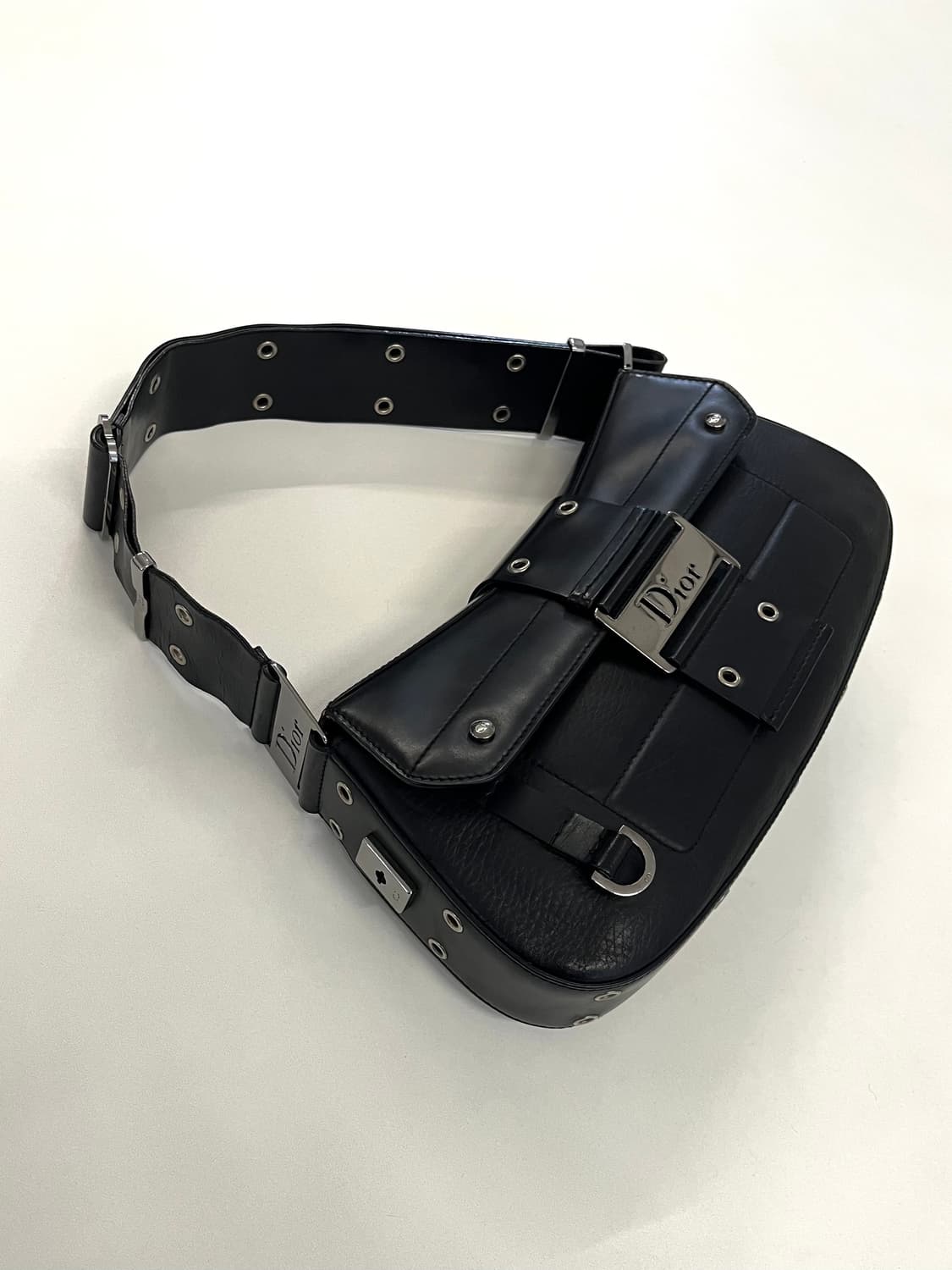 크리스찬 디올 2002 스트릿 시크 레더 콜럼버스백 상품이미지4