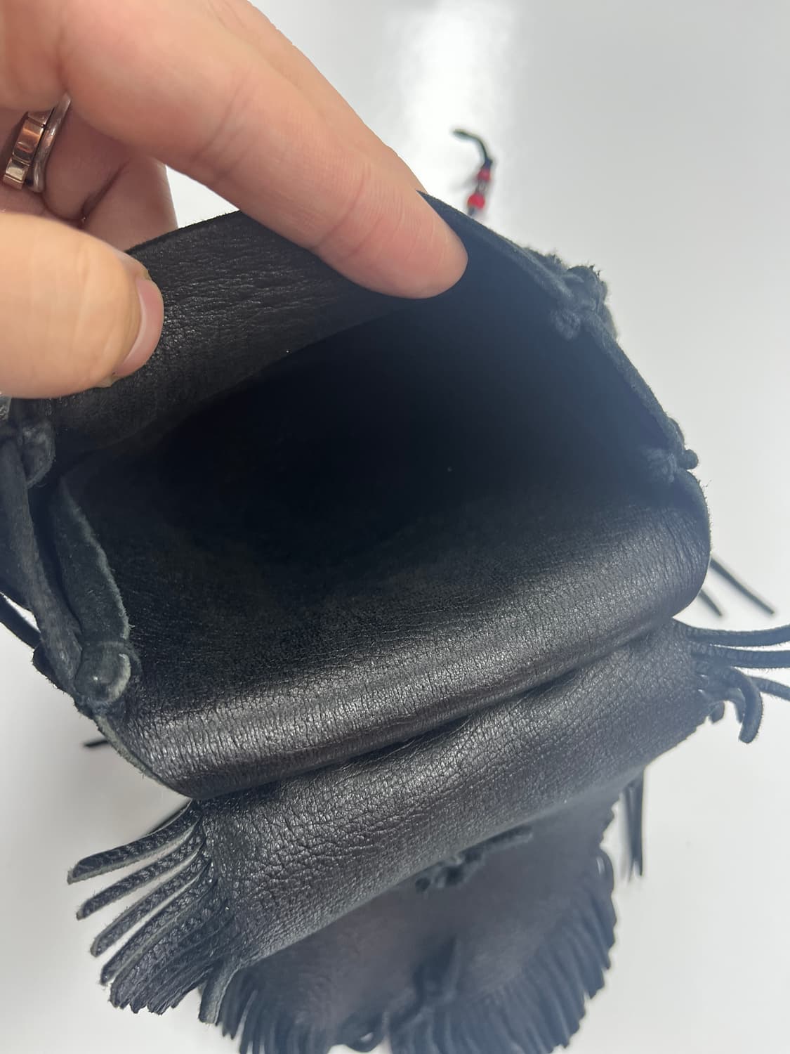 GOROS 고로스 블랙 스웨이드 플라워콘초 웨이스트백 상품이미지6