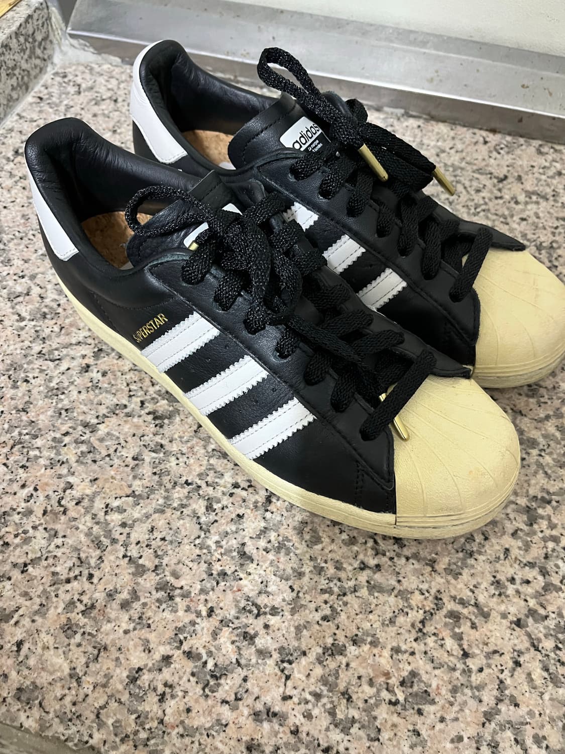 아디다스 슈퍼스타 프리미엄 블랙 화이트 255 상품이미지5