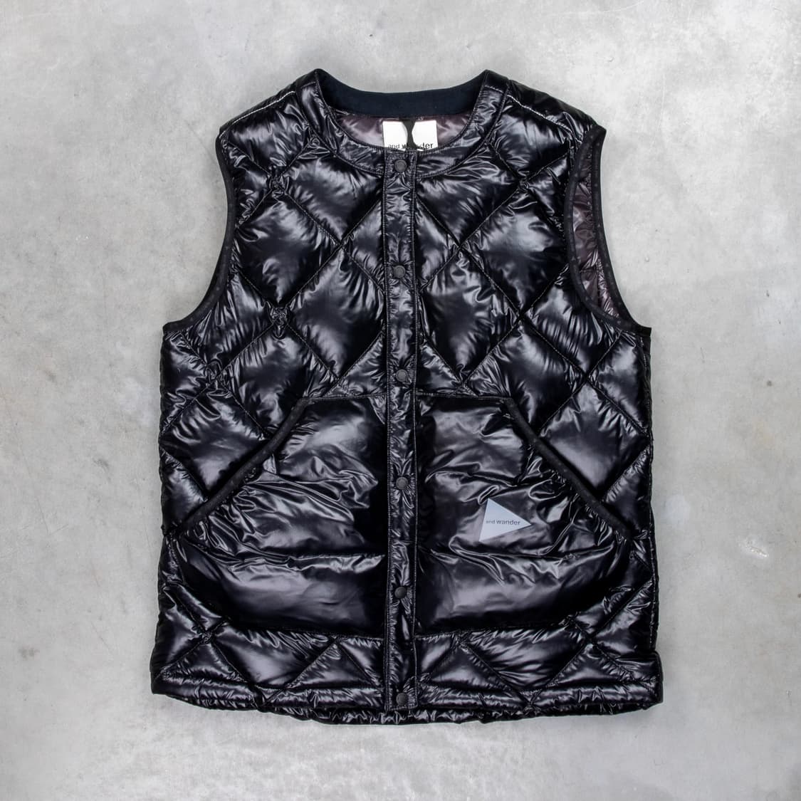 And Wander diamond stitch down vest 3 상품이미지1