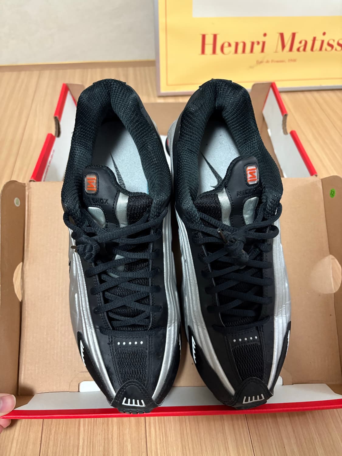 샥스r4 280 블랙앤메탈릭실버 상품이미지4