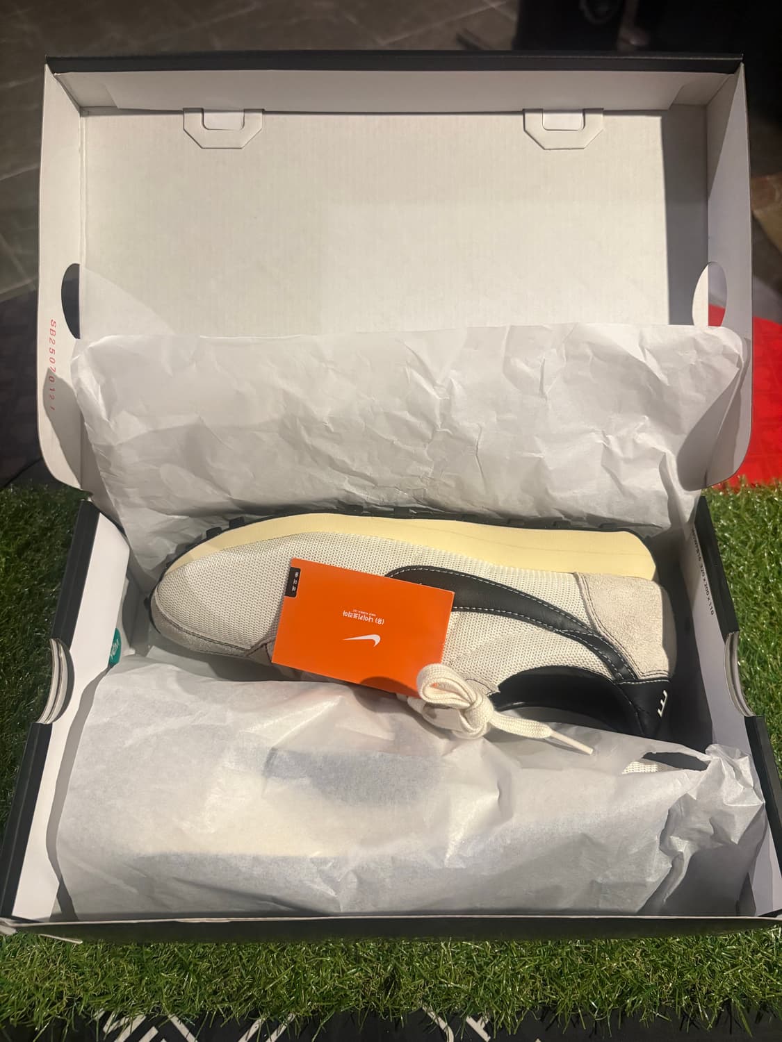 [새상품/275] 나이키 LD-1000 40%이상할인 급처 상품이미지8