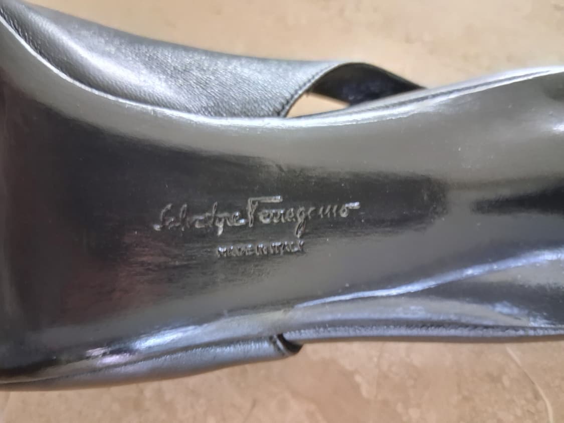 페라가모 간치니 로고 퀼팅 슬링백 뮬 Size 5.5 상품이미지9