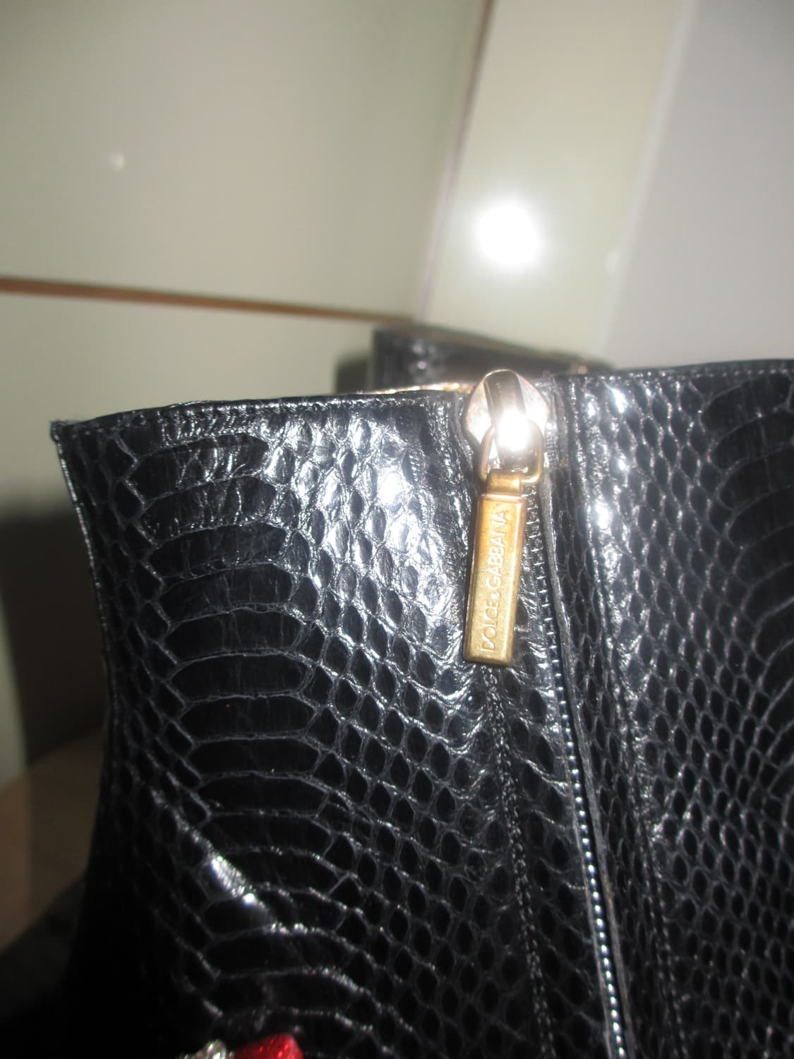 돌체앤가바나 블랙 뱀피 앵클 부츠 힐 상품이미지3