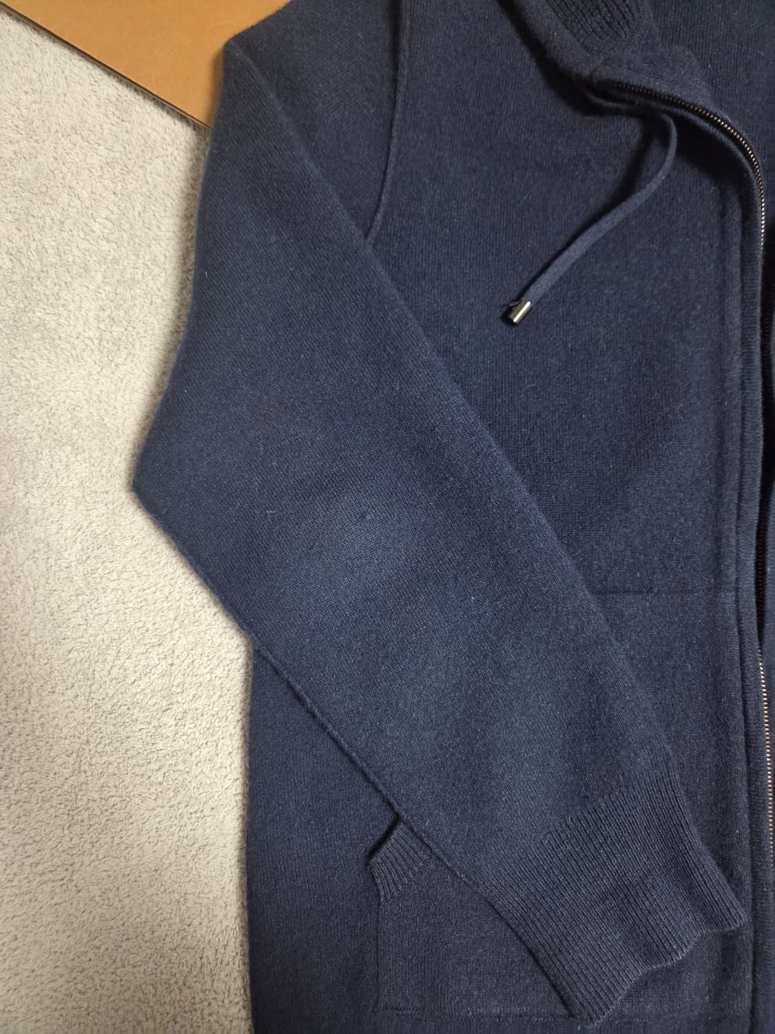 [정품] 버버리 TB 로고 케시미어 니트 후드집업 상품이미지2