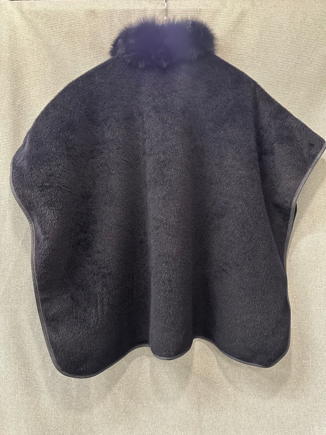 라시엔토 Laciento 폭스퍼 포인트 케이프 코트 상품이미지2