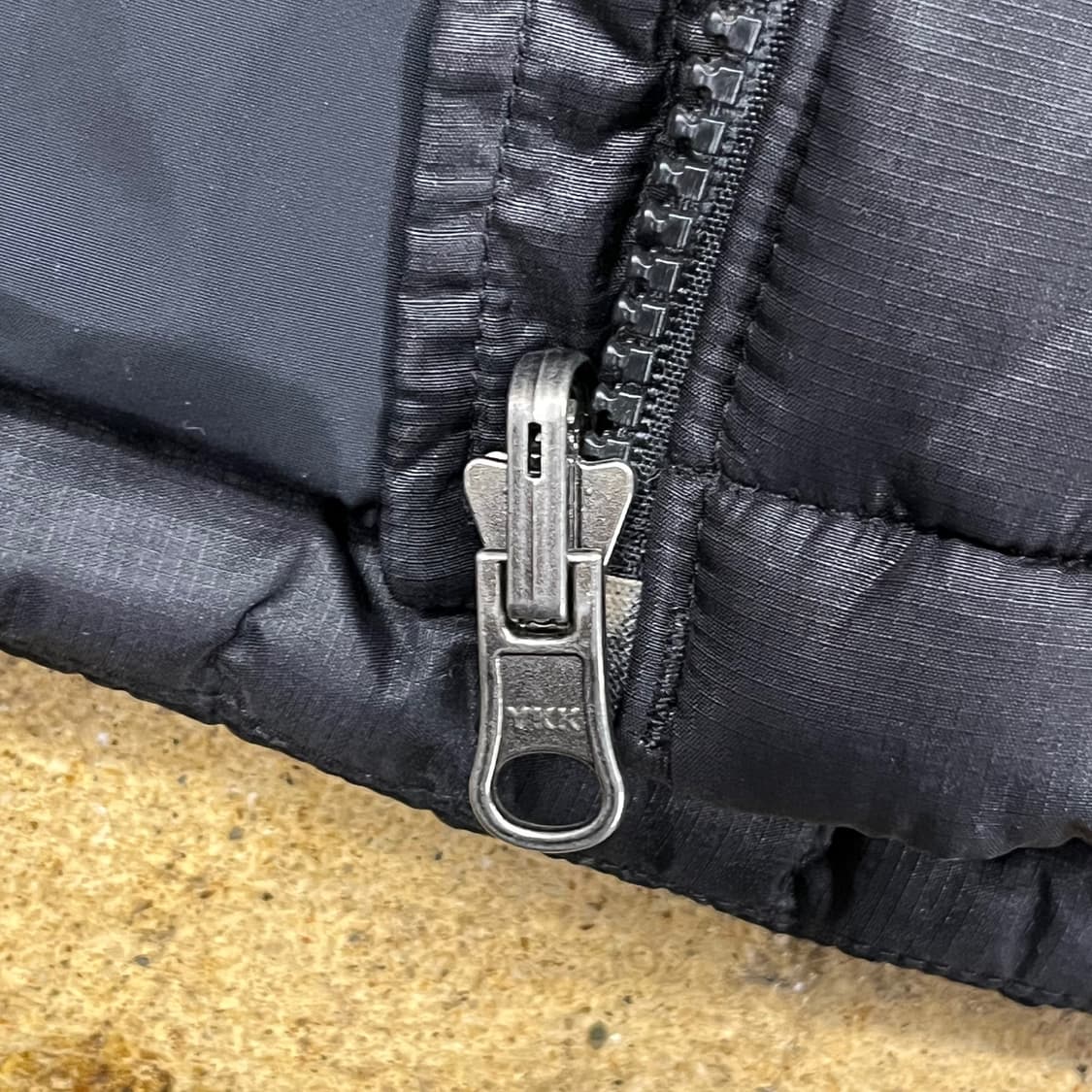 [정품/M] 노스페이스 블랙 패딩 점퍼 b16 상품이미지7