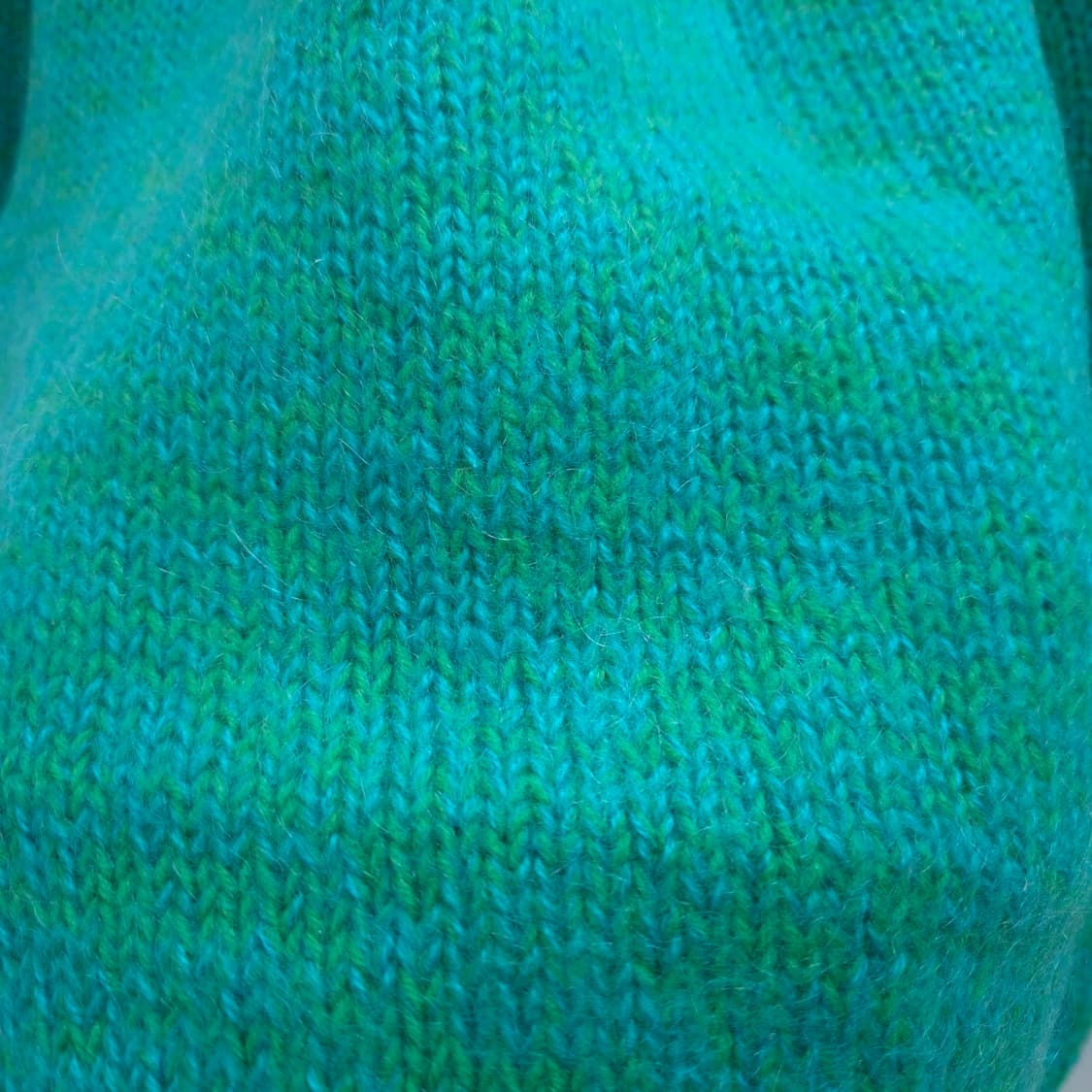 요크 패턴 둥근넥 그린 핸드메이드 니트 상품이미지6