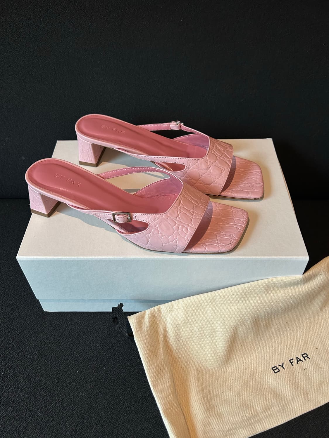 [유일매물] By far 바이파 뮬 38 사이즈 / 힐 슈즈 / 구두 상품이미지4