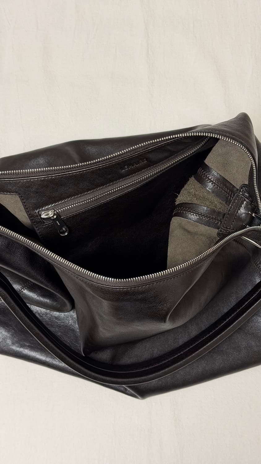 르메르 벨티드 호보백 다크초콜릿 상품이미지6