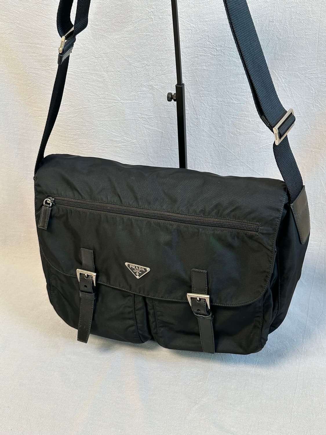 프라다 나일론 포코노 크로스백 메신저백 투포켓 버클 상품이미지5