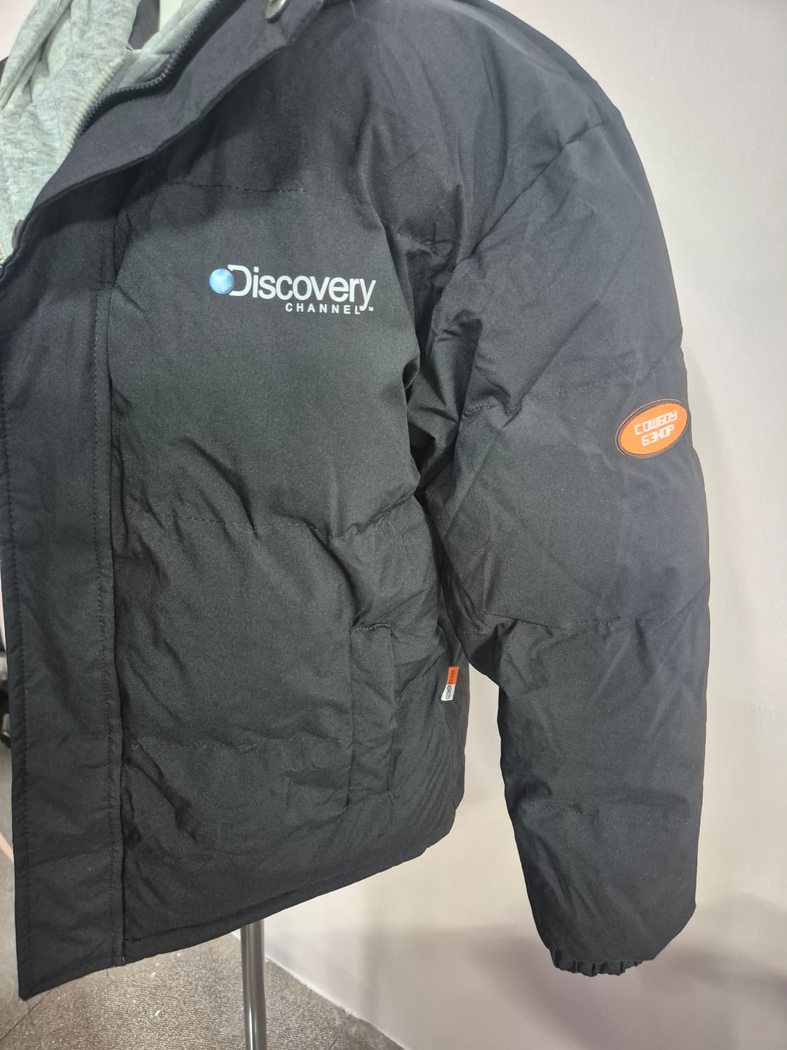 디스커버리 채널 후드 탈부착 패딩 블랙 상품이미지2