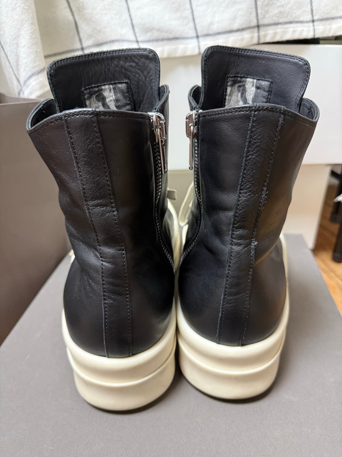 44)릭오웬스 메가범퍼 라몬즈 레더 상품이미지3