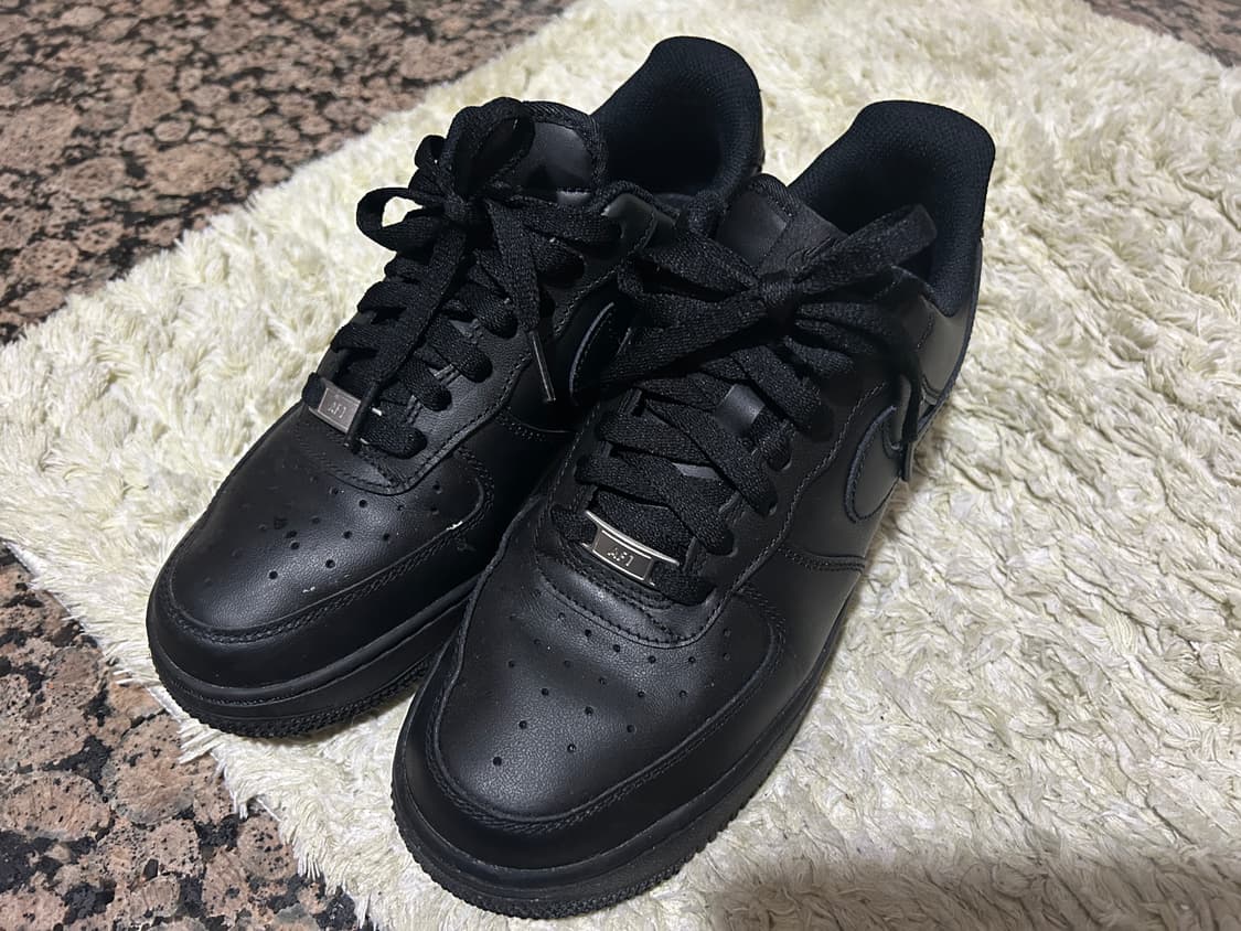 (새상품,250) 나이키 에어포스 블랙 상품이미지1