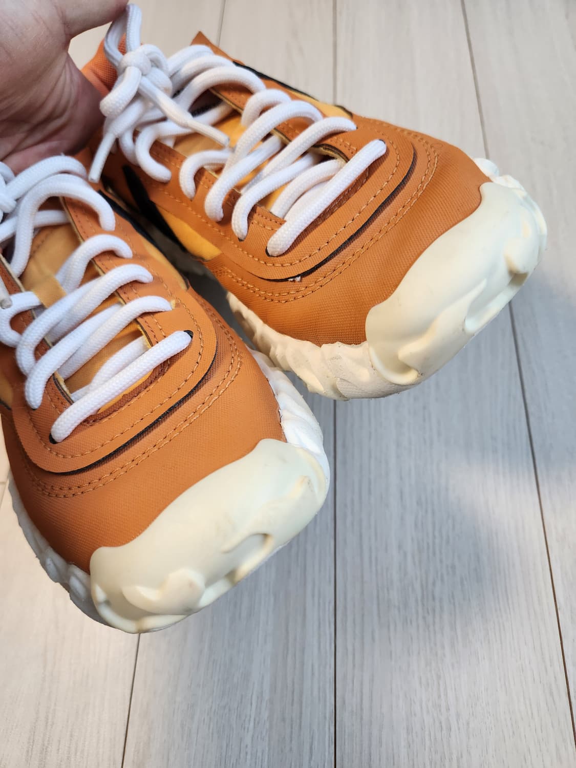 나이키 운동화 오버브레이크 핫 커리 스니커즈 사이즈250 상품이미지5