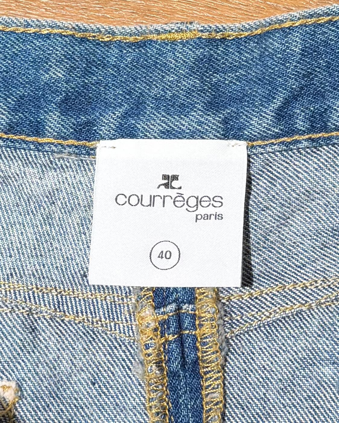 꾸레쥬 데님 워싱 버튼업 백트임 미디 스커트 상품이미지7