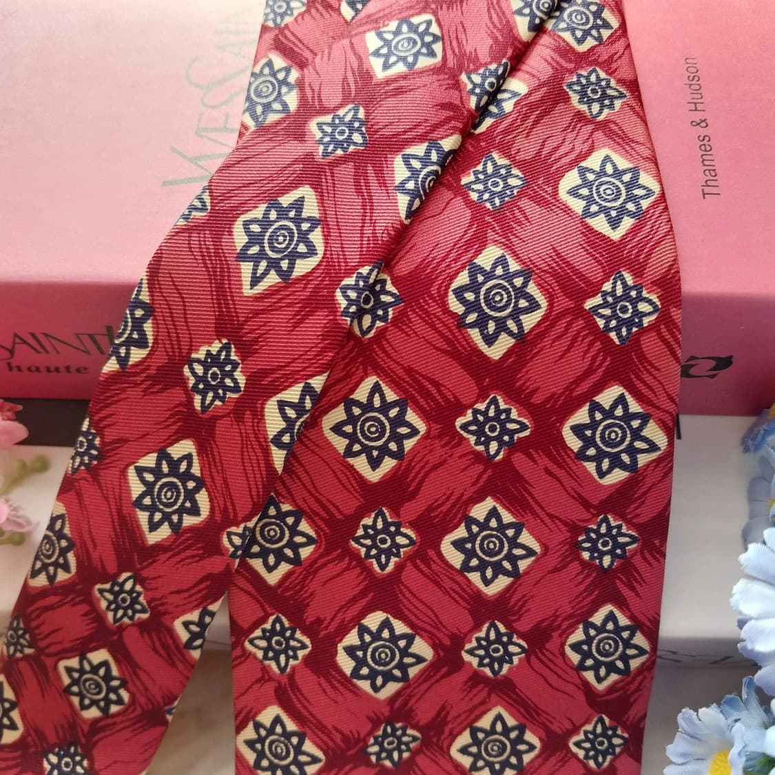 입생로랑 실크 진핑크 기하 패턴 넥타이 9.4cm A+등급 K1562
 상품이미지2