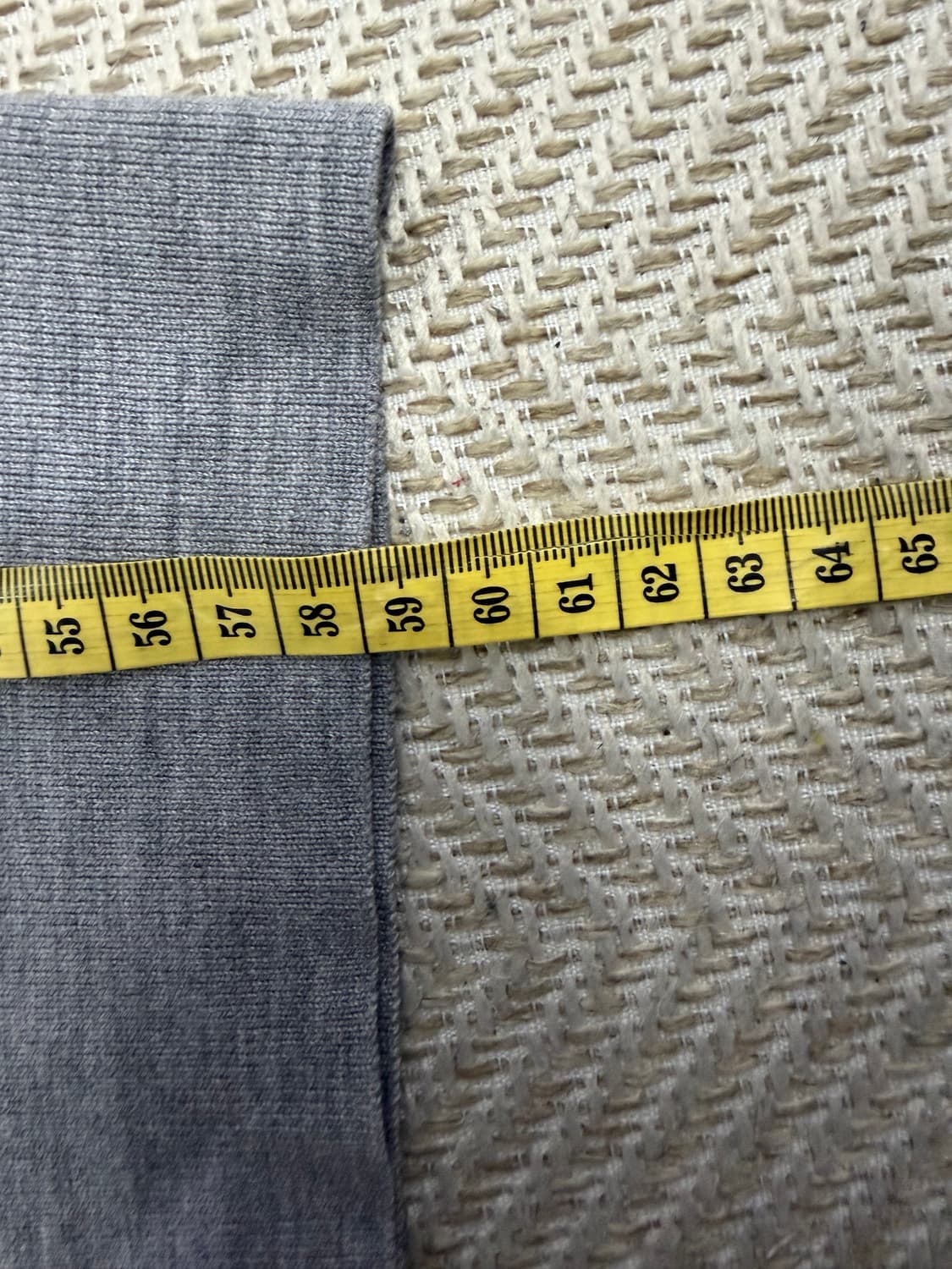 정품) Theory 띠어리 그레이 V넥 니트 P 상품이미지9