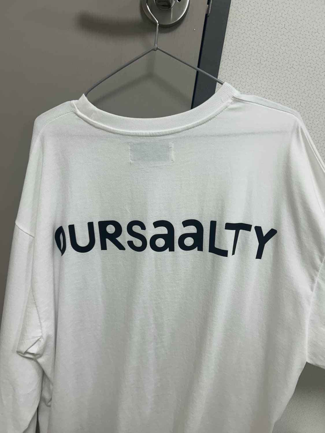 아우어솔티 티셔츠 상품이미지1