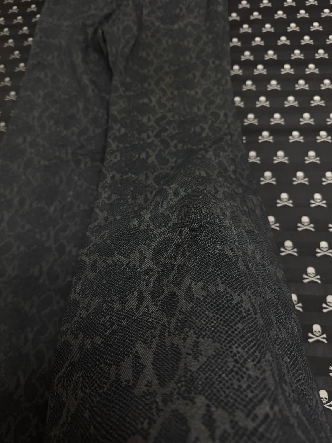 “Tornado Mart” Python flare pants  상품이미지3