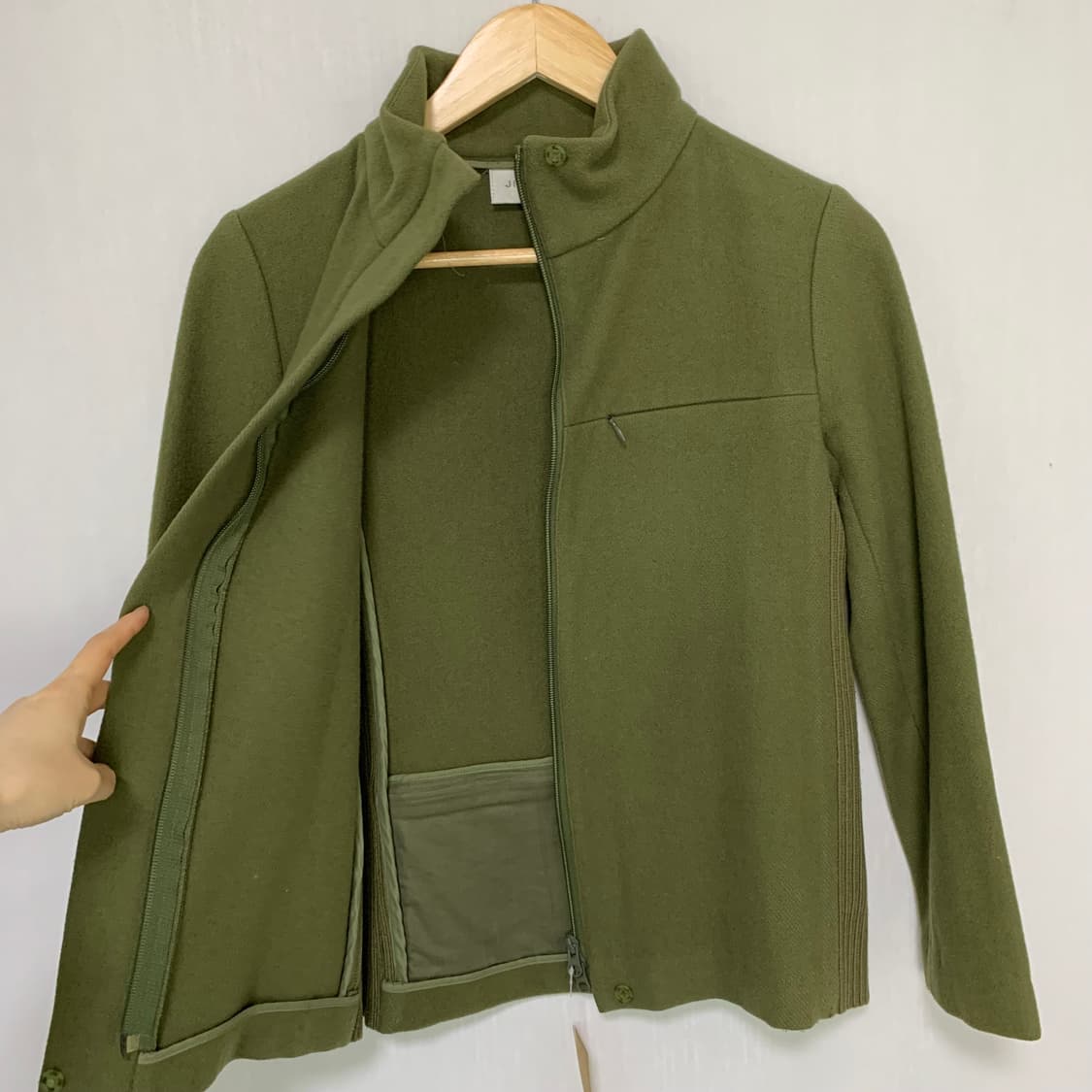 질스튜어트 지퍼 디테일 하이넥 플리스 집업 자켓 후리스 카키 S 상품이미지6
